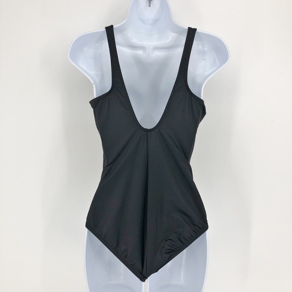 Miraclesuit Black and White One Piece Swimsuit - Picture 8 of 12